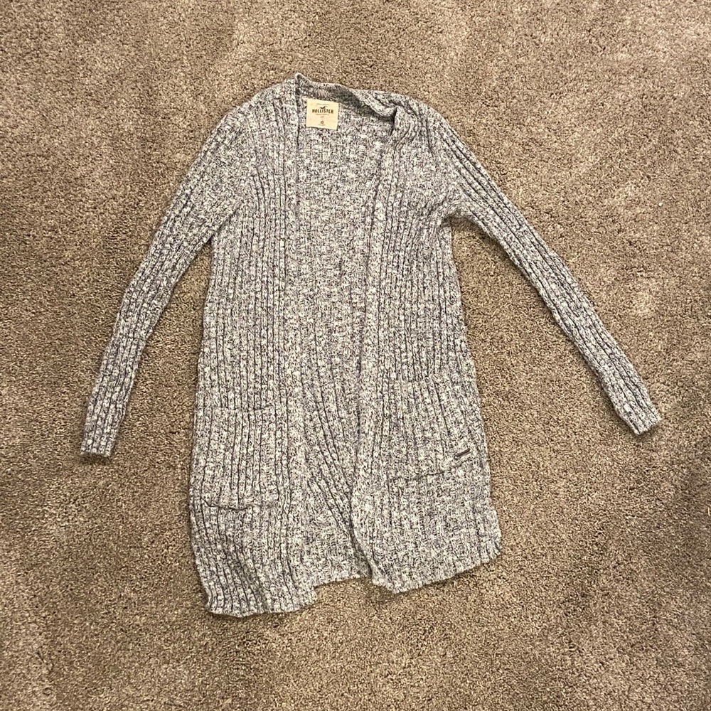 Hollister Adult XS Gray Sweater